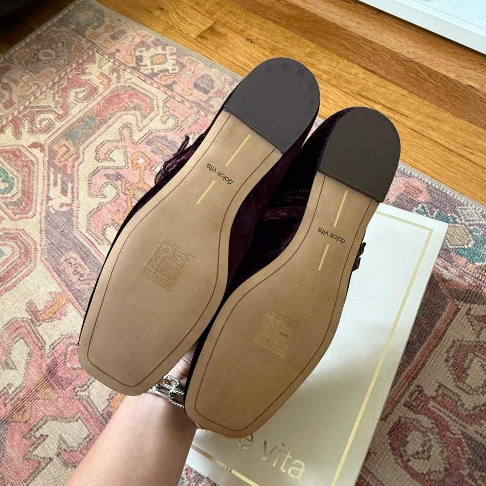 Dolce Vita Gibsen Deep Burgundy Velvet Ballet Flats - Picture 4 of 4